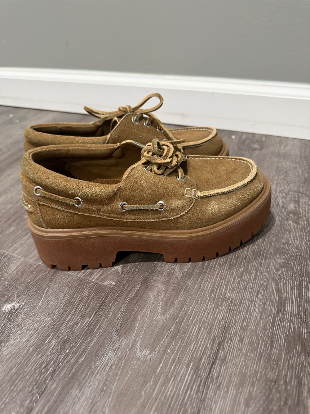 • Jeffrey Campbell Suede Platform
Boat Shoes - Size 6.5